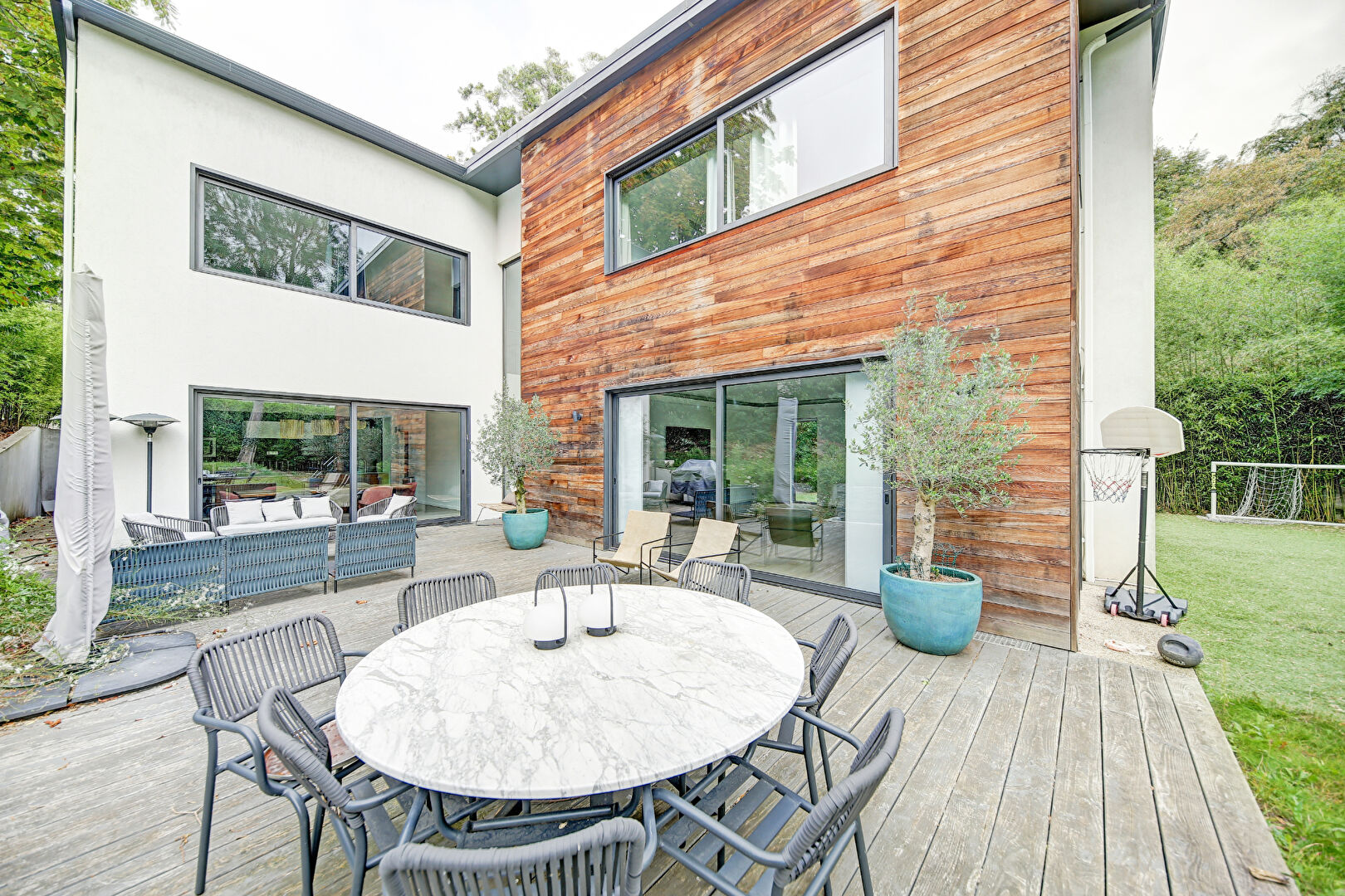 Photo Maison La Celle Saint Cloud 7 pièce(s) 327.91 m2 image 2/6