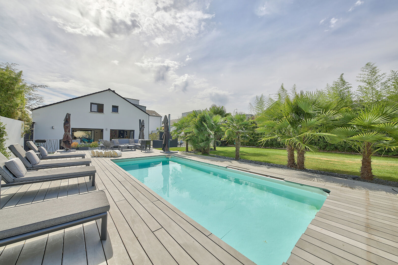 Agence immobilière de PATRIMOINE OUEST PARISIEN