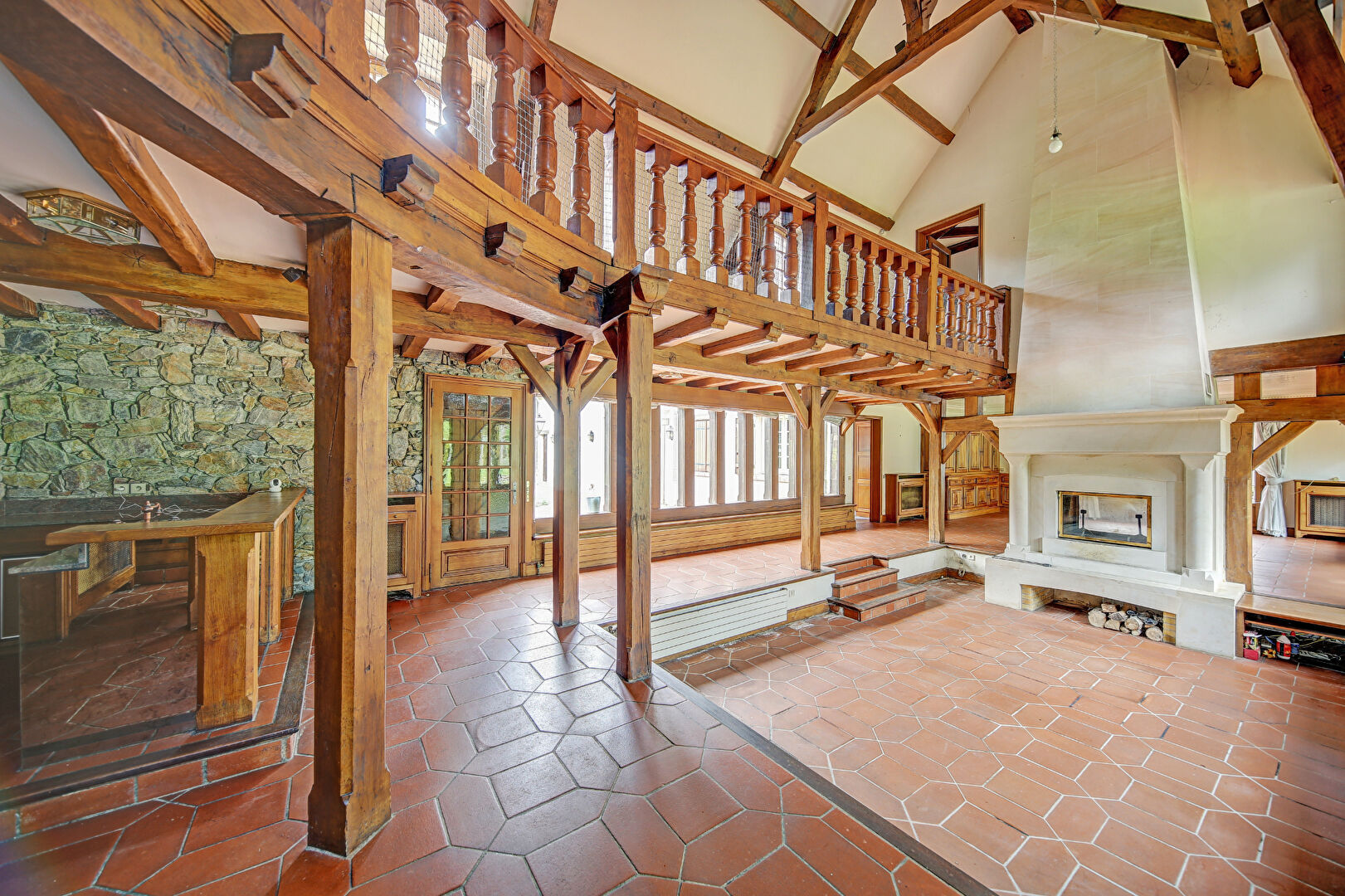 Photo Propriété - 628 m² - Poigny La Forêt image 3/6