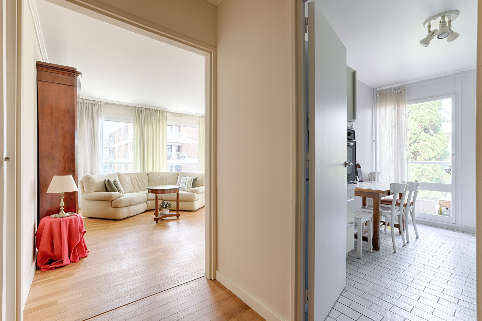 Photo Appartement 4 pièce(s) 92 m2 image 5/6