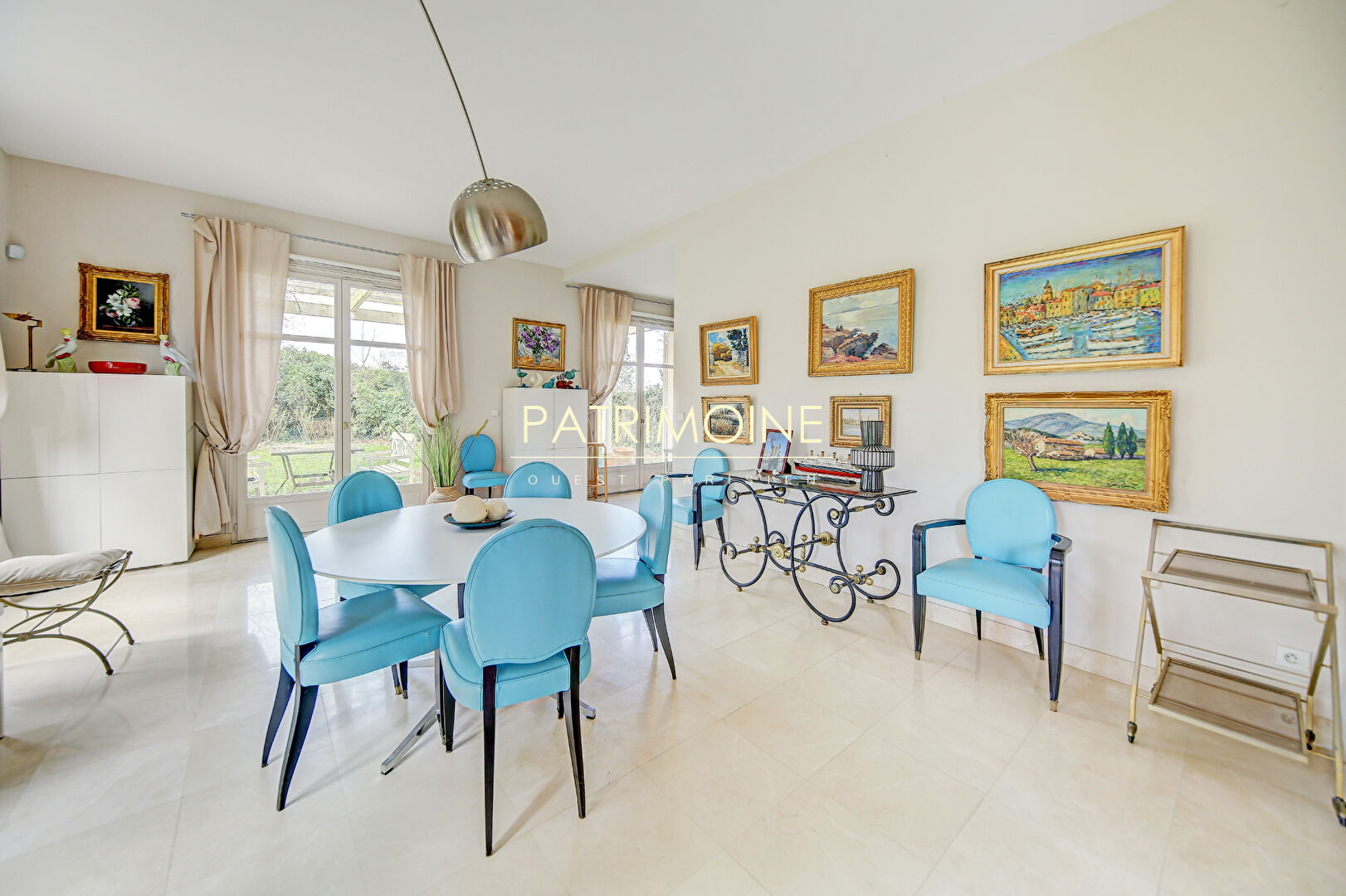 Photo Maison Mere 6 pièce(s) 249.17 m2 image 5/6