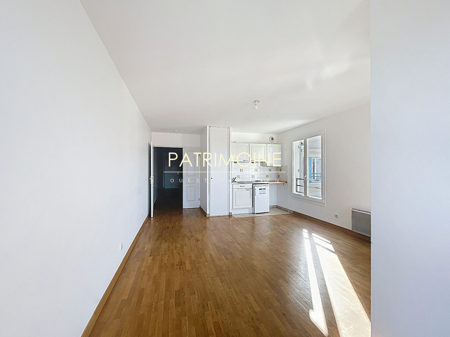 Photo Deux pieces CHAMBOURCY - 47.39 m² image 3/6