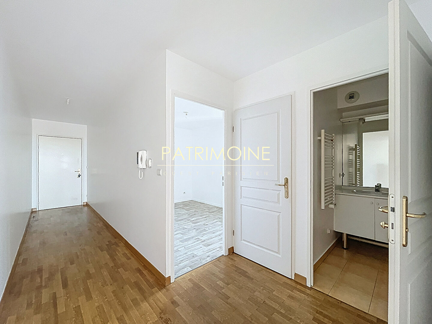 Photo Deux pieces CHAMBOURCY - 47.39 m² image 4/6