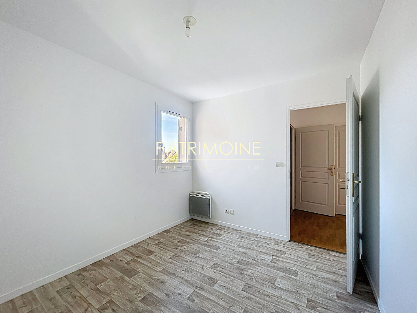 Photo Deux pieces CHAMBOURCY - 47.39 m² image 6/6