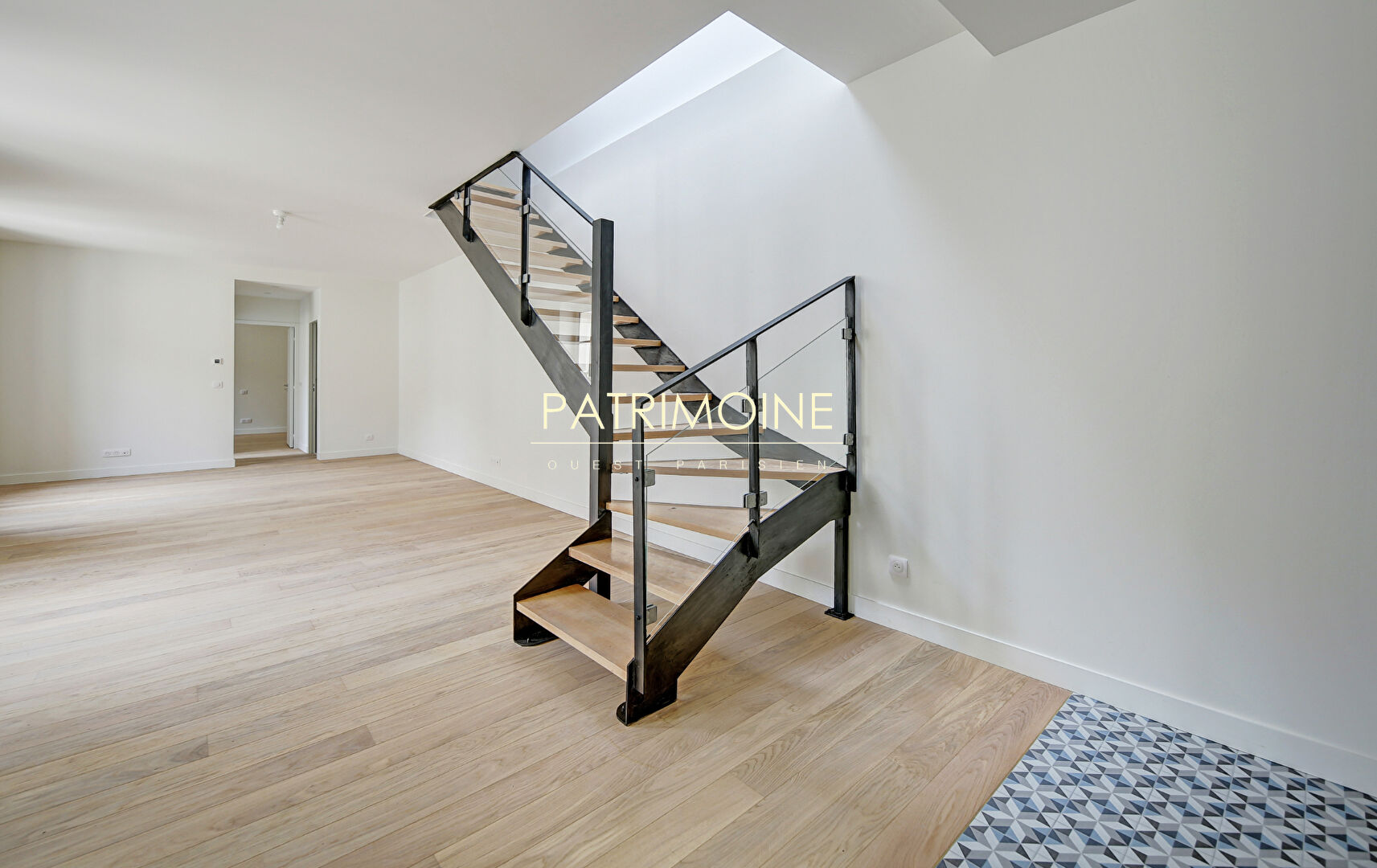 Photo Appartement Saint Germain En Laye 5 pièce(s) duplex de 112.50 m² loi Carrez soit 148.25 m² au sol image 3/6