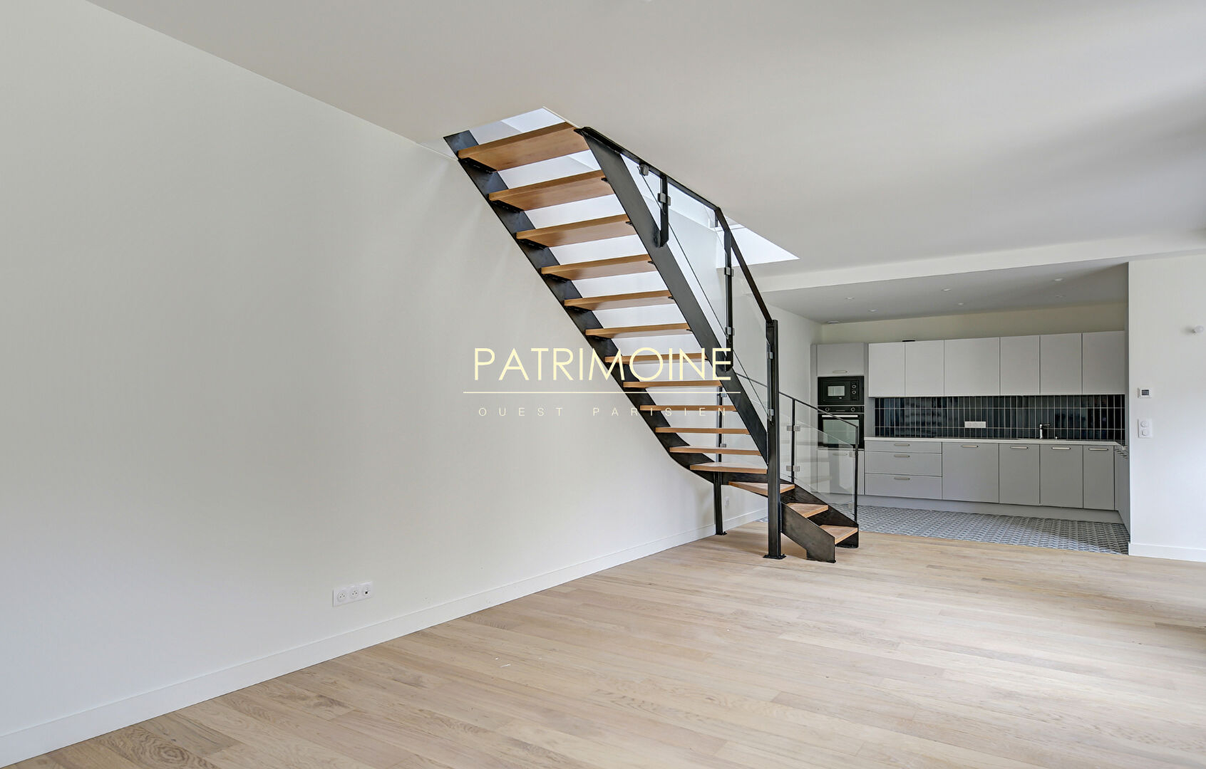 Photo Appartement Saint Germain En Laye 5 pièce(s) duplex de 112.50 m² loi Carrez soit 148.25 m² au sol image 4/6