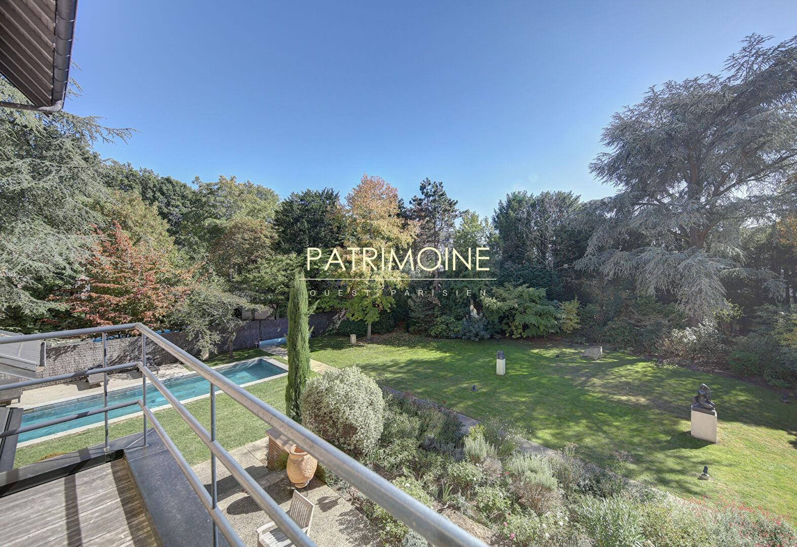 Maison Garches 10 pièce(s) 619.13 m2