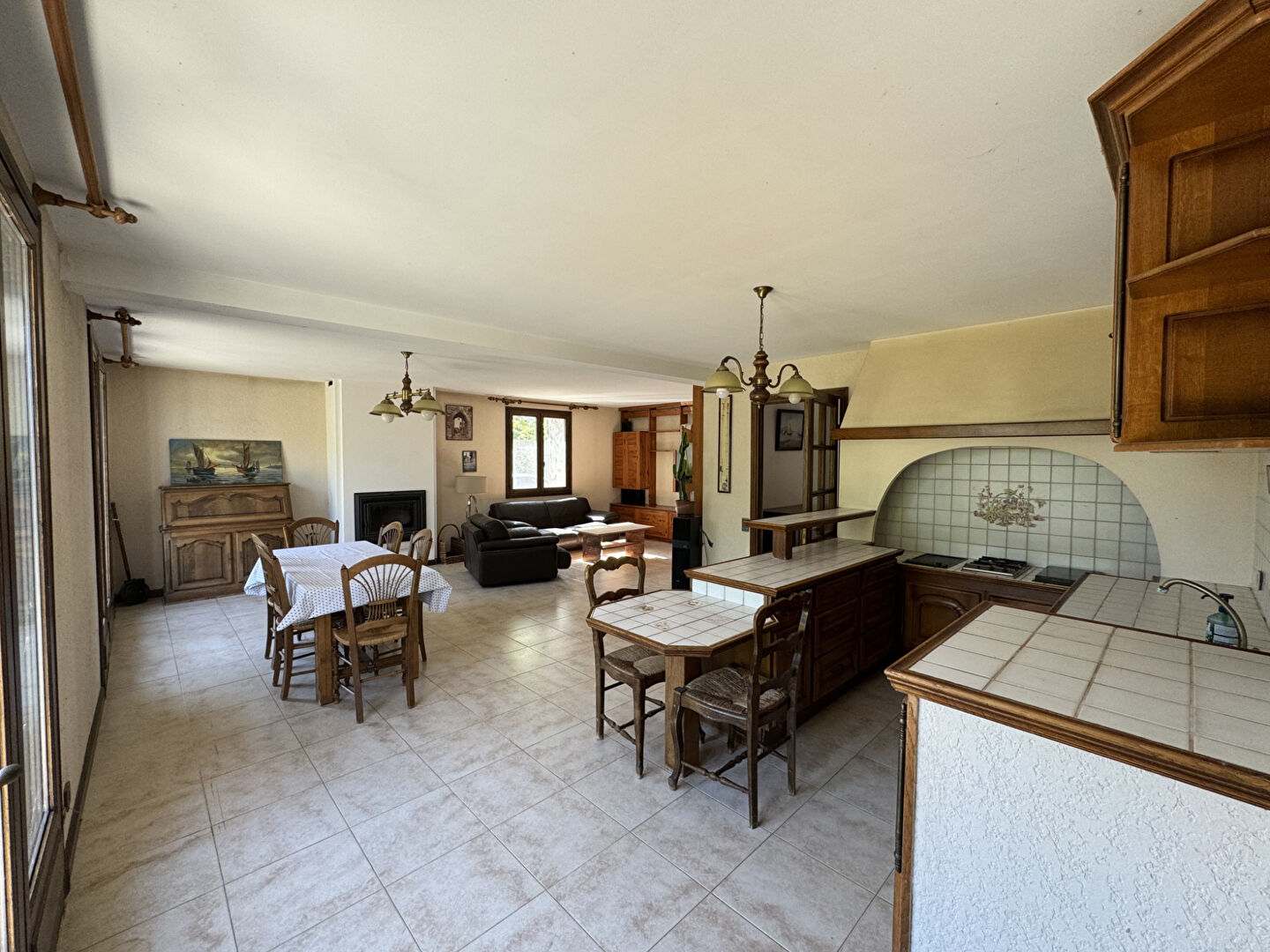 Photo Ferme en campagne avec grand terrain et dépendances image 3/6