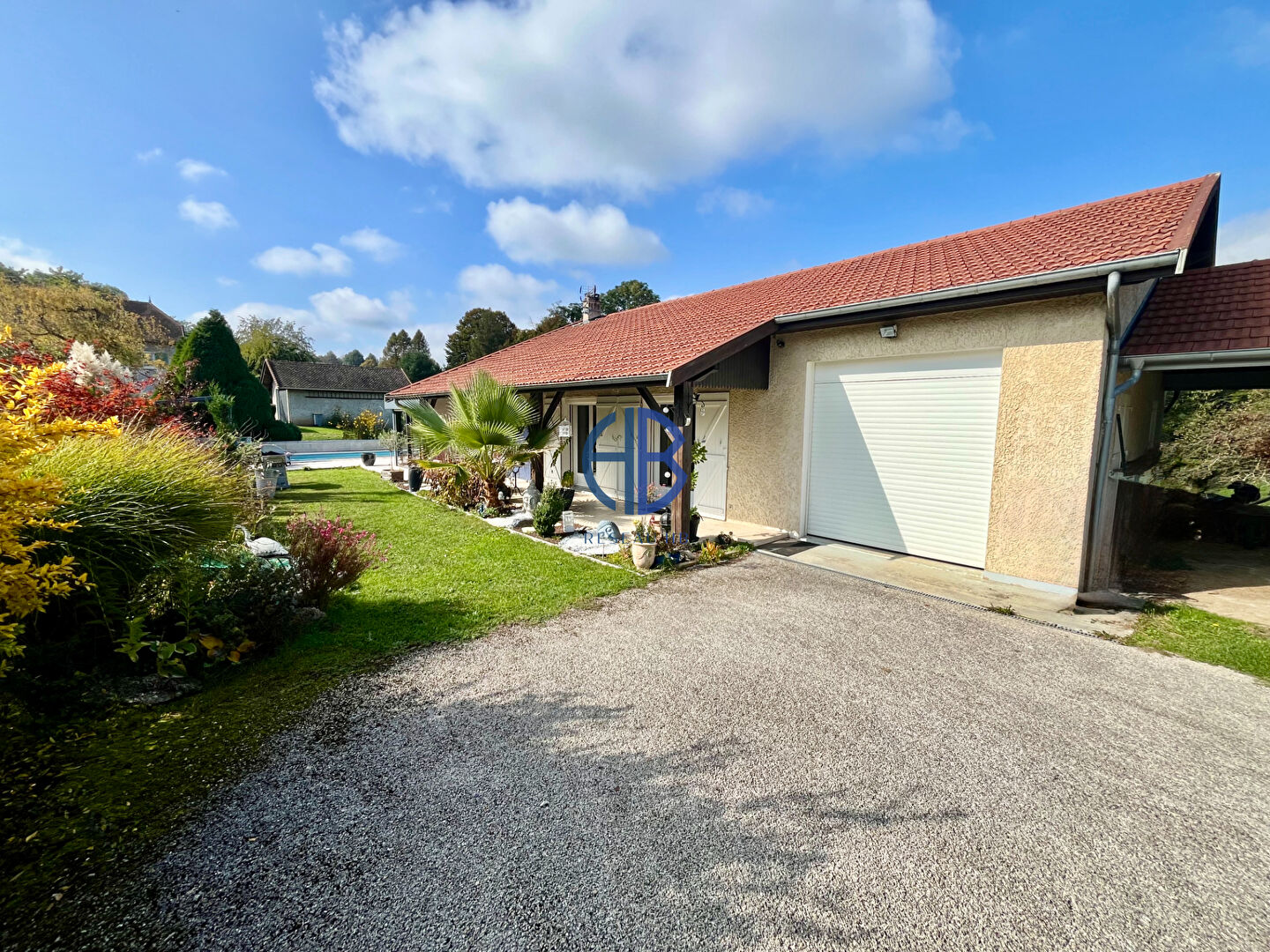 Photo Maison Dolomieu 4 pièce(s) 100 m2 image 1/6