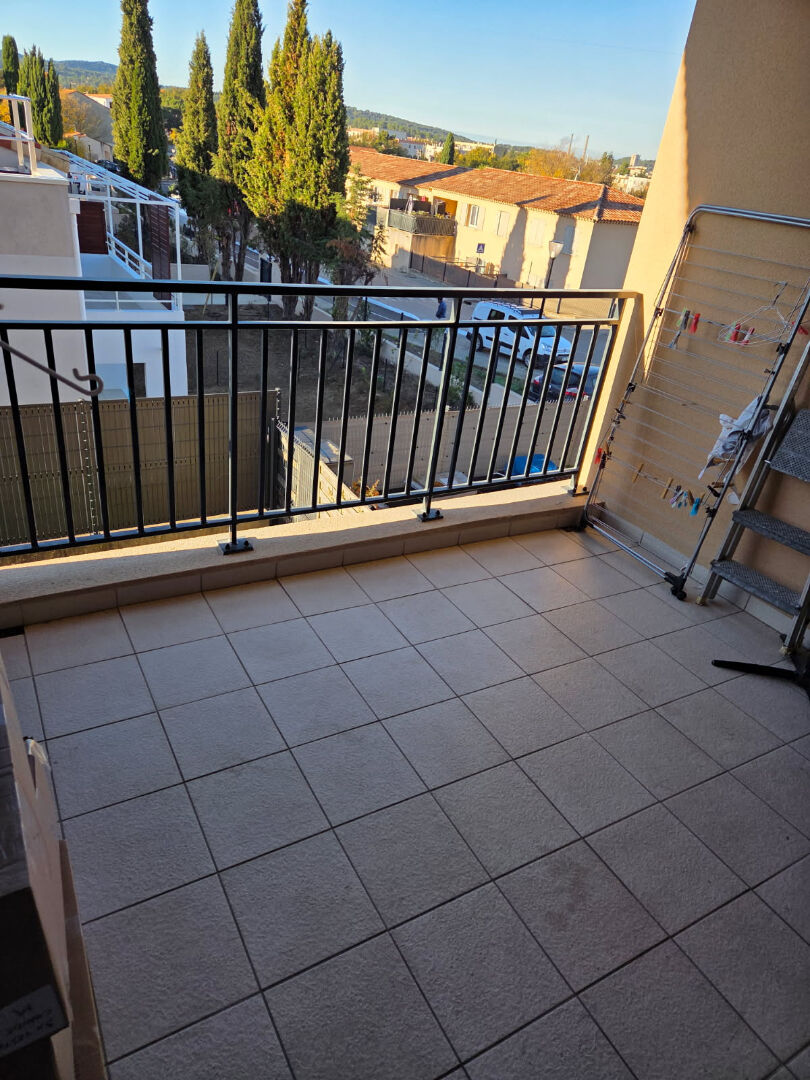 Photo APPARTEMENT RECENT GARDANNE - 3 pièce(s) - 54 m2 image 4/6