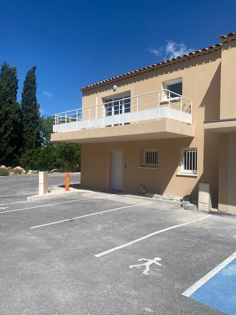 Agence immobilière de PEROTTINO IMMOBILIER La destrousse - PEROTTINO IMMOBILIER