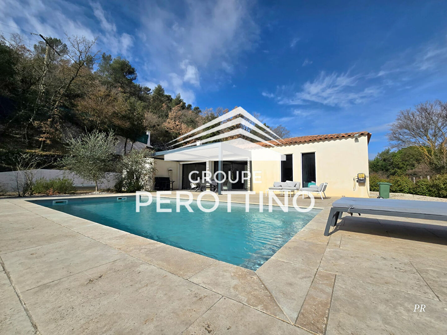 Agence immobilière de PEROTTINO IMMOBILIER La destrousse - PEROTTINO IMMOBILIER