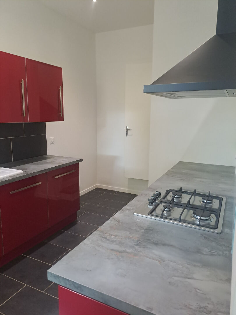 Photo Maison T3  rénovée de 73m2 avec cour. image 6/6