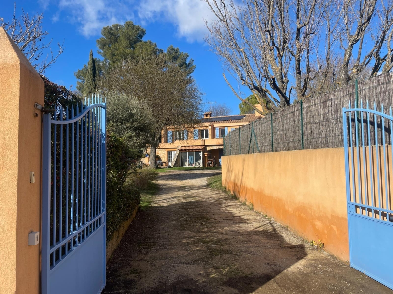 Agence immobilière de PEROTTINO IMMOBILIER La destrousse - PEROTTINO IMMOBILIER AURIOL