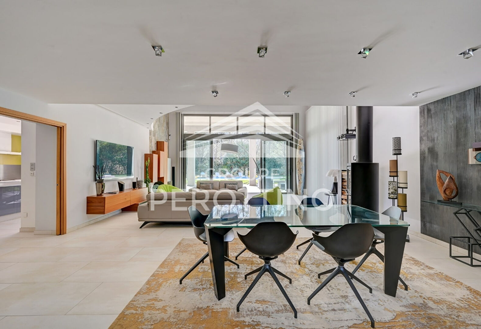 Photo Villa contemporaine de prestige 271 m² image 2/6