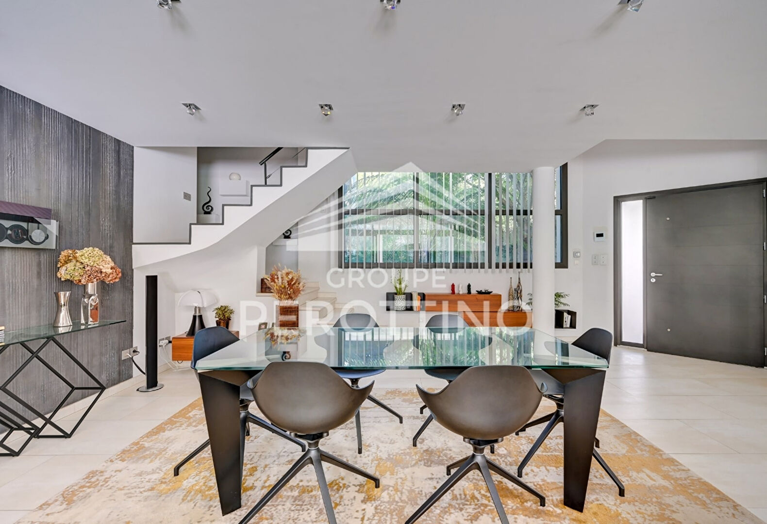 Photo Villa contemporaine de prestige 271 m² image 3/6