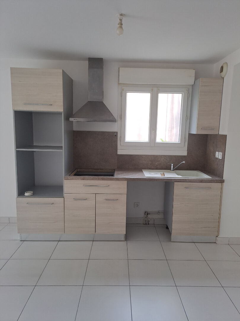 Photo Appartement Greasque 2 pièce(s) 39 m2 image 4/6