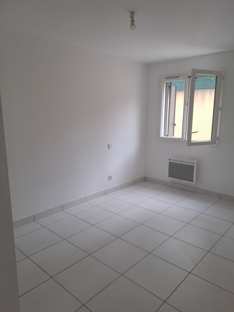 Photo Appartement Greasque 2 pièce(s) 39 m2 image 6/6