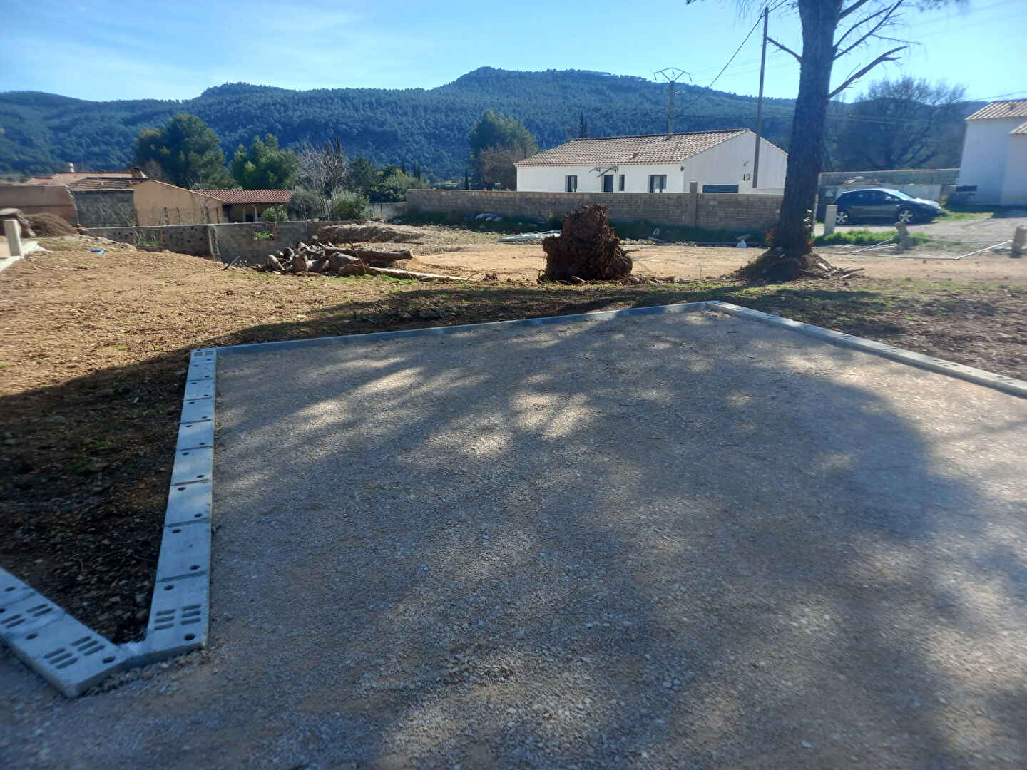 Agence immobilière de PEROTTINO IMMOBILIER La destrousse - PEROTTINO IMMOBILIER AURIOL