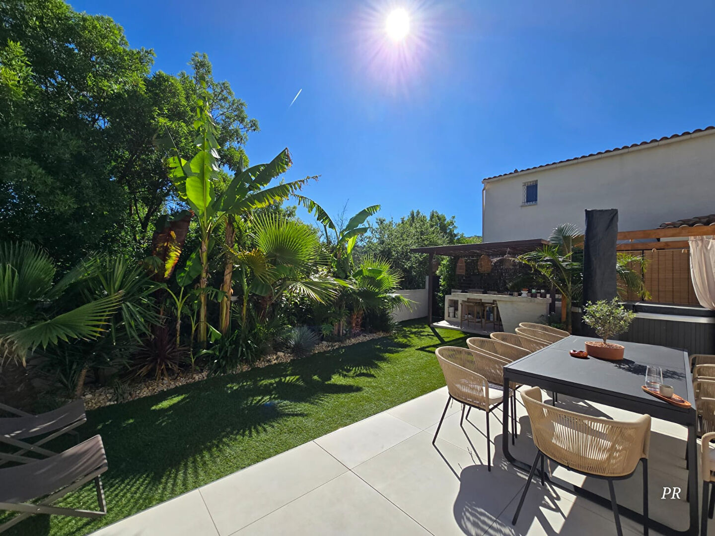 Agence immobilière de PEROTTINO IMMOBILIER La destrousse - PEROTTINO IMMOBILIER