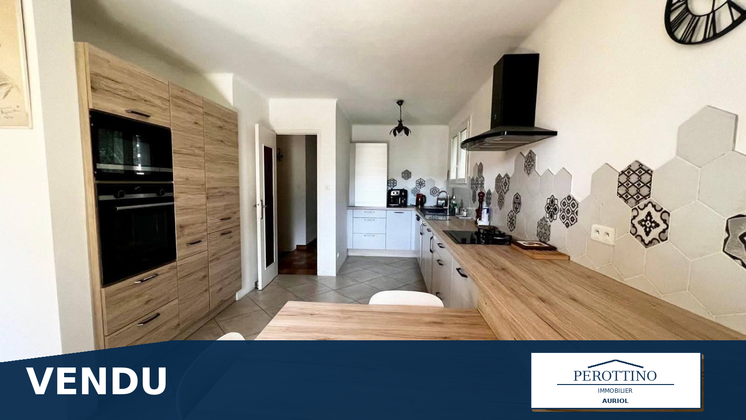 Agence immobilière de PEROTTINO IMMOBILIER La destrousse - PEROTTINO IMMOBILIER AURIOL