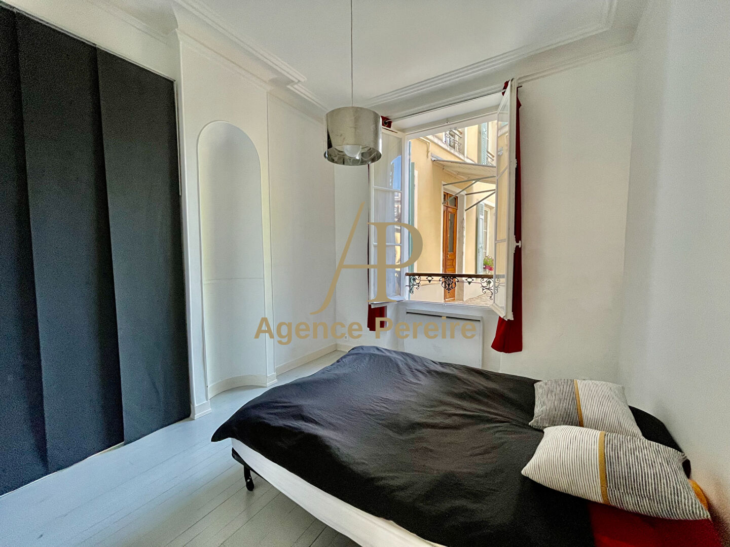 Photo Saint Germain En Laye centre,  2 pièce(s) 41.69m2 image 6/6