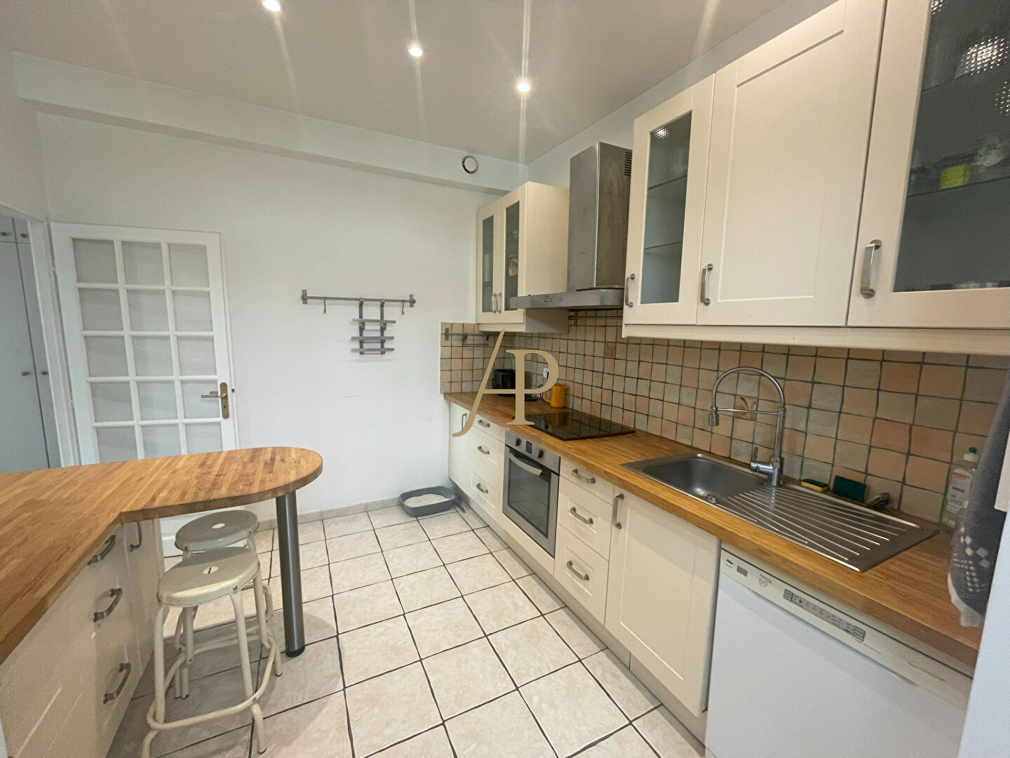 Photo Appartement Le Pecq 6 pièce(s) 134 m2 avec jardin image 3/6