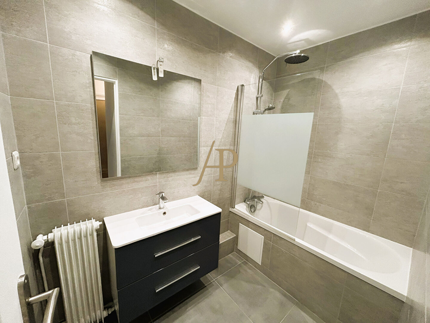 Photo Appartement Saint Germain En Laye 3 pièce(s) 74 m2 image 6/6