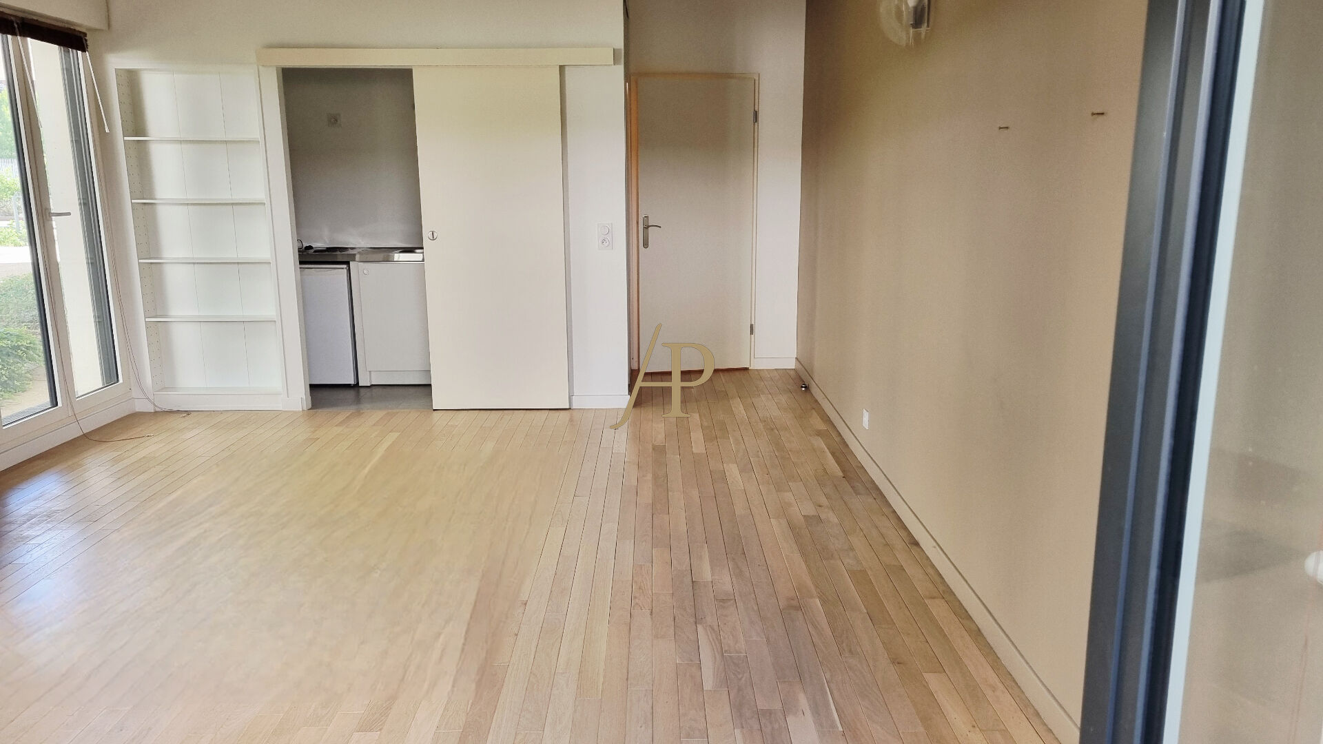 Photo Exclusivité! Studio de 34,66m² avec cave et parking image 3/6