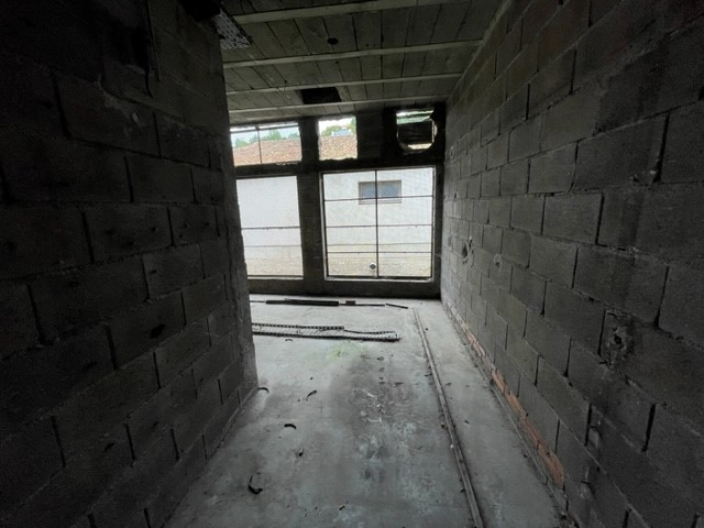 Photo CHAUVIGNY CENTRE  -  LOCAL - GARAGE  230 m² image 4/6