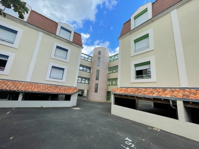 Photo POITIERS - 5 min centre-ville  -  studio 25,5 m² image 2/5