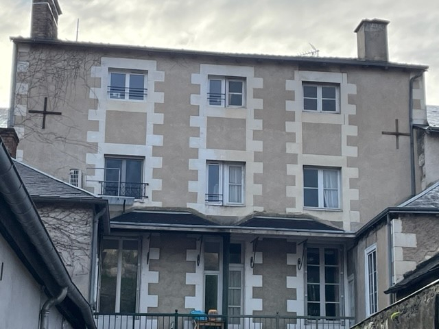 Photo Immeuble Chauvigny 15 pièce(s) 300 m2 image 2/6