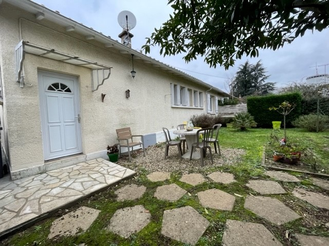 POITIERS - maison 3 chambres avec jardin et garage