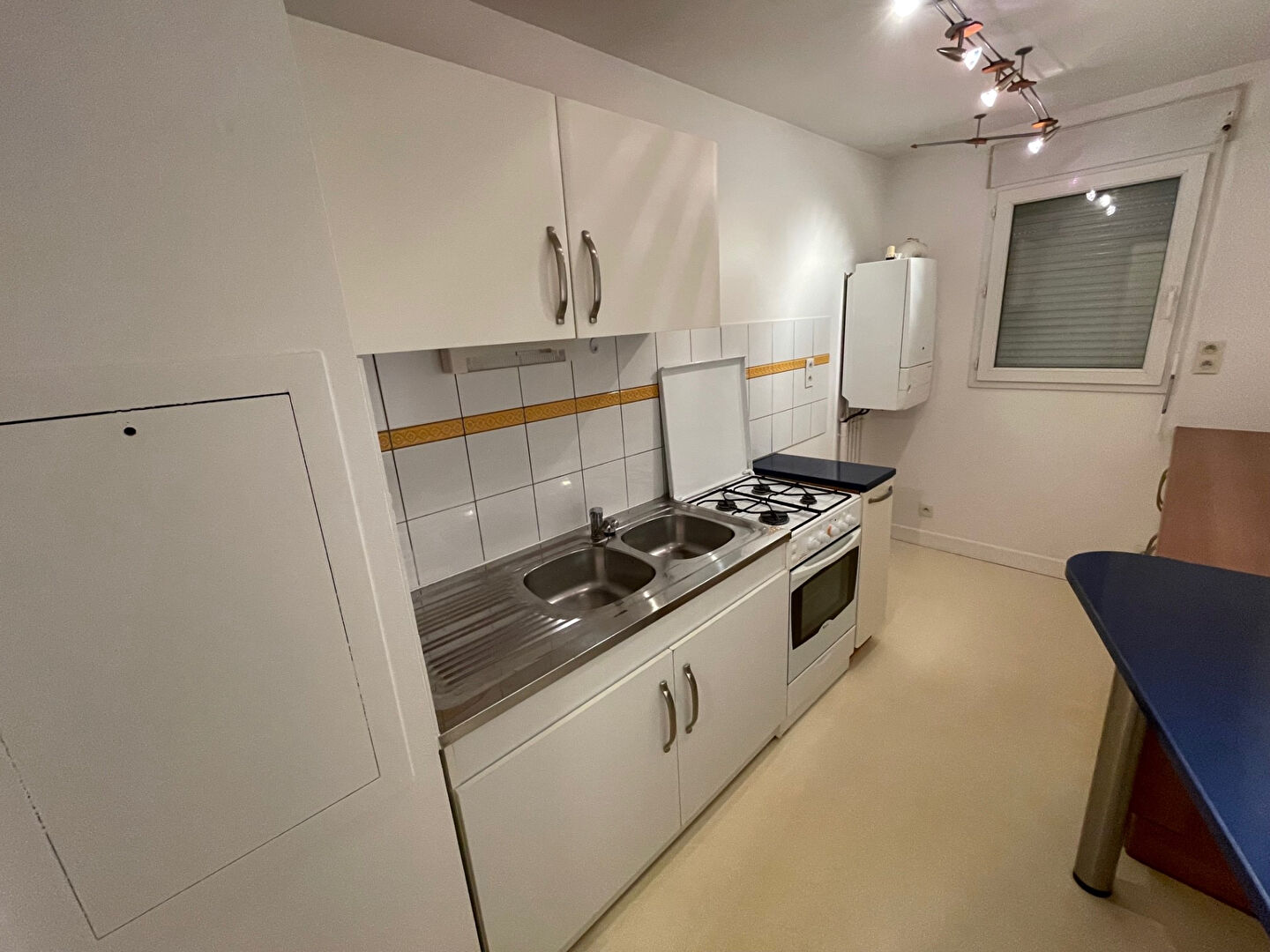 Photo POITIERS proche CHU et Facs  T2 libre image 5/6