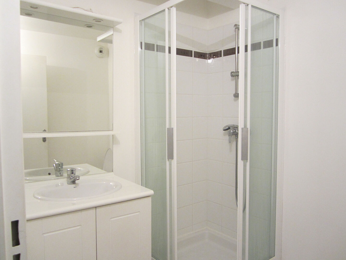 Photo SAINT BRIEUC - proche IUT - APPARTEMENT T2 de 50m² VENDU LOUE image 5/5