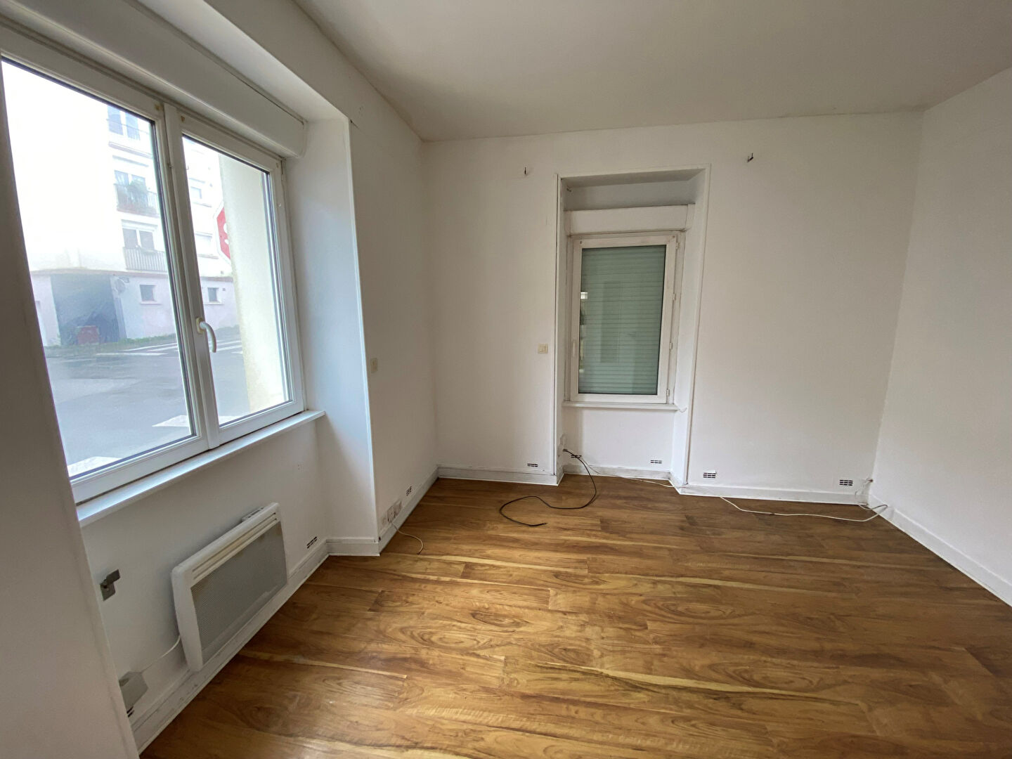 Photo IMMEUBLE DE RAPPORT / 1400 EUROS DE LOYERS CC - BREST SAINT-MARC - BELLE OPPORTUNITE image 2/6