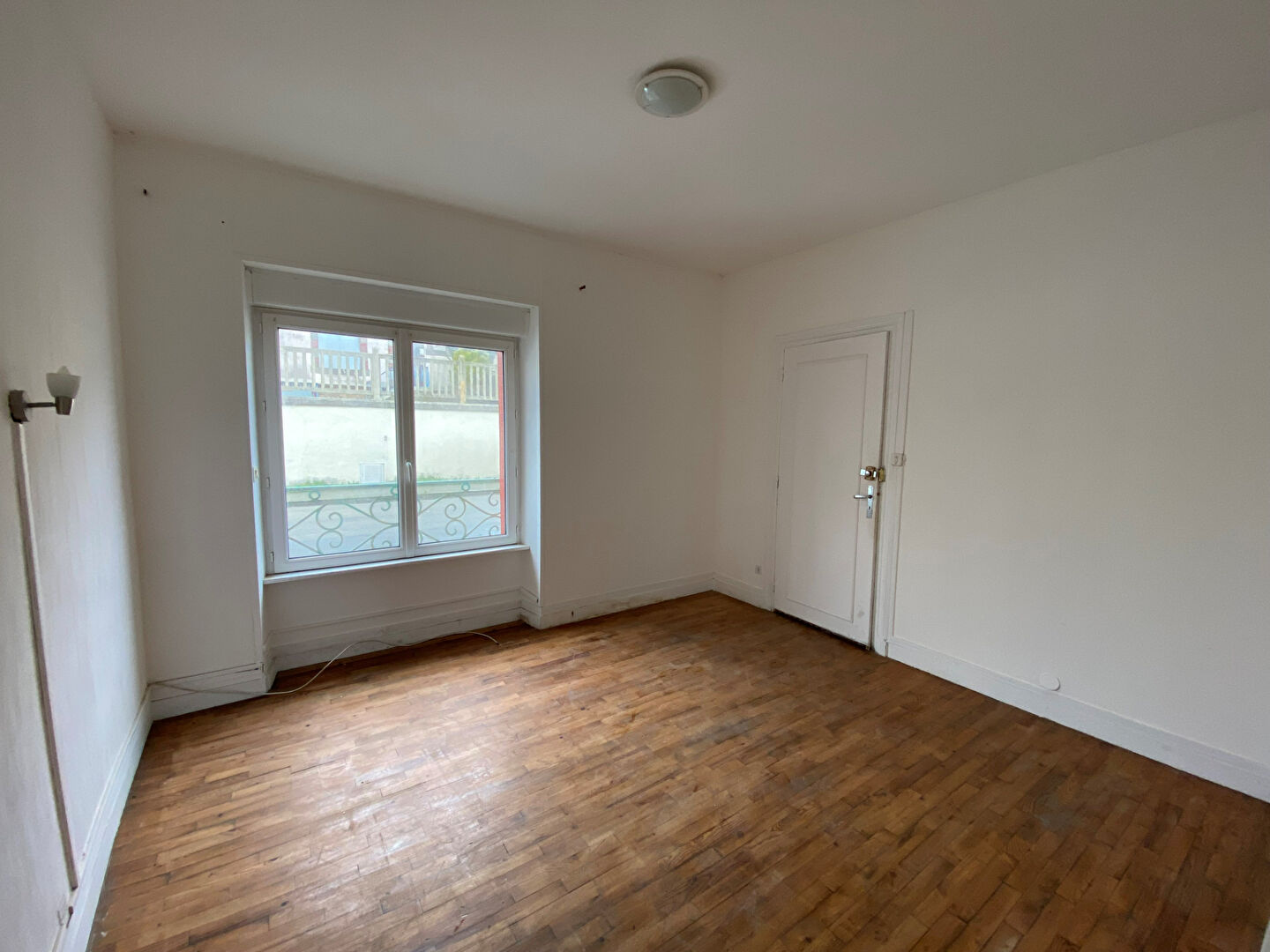 Photo IMMEUBLE DE RAPPORT / 1400 EUROS DE LOYERS CC - BREST SAINT-MARC - BELLE OPPORTUNITE image 3/6