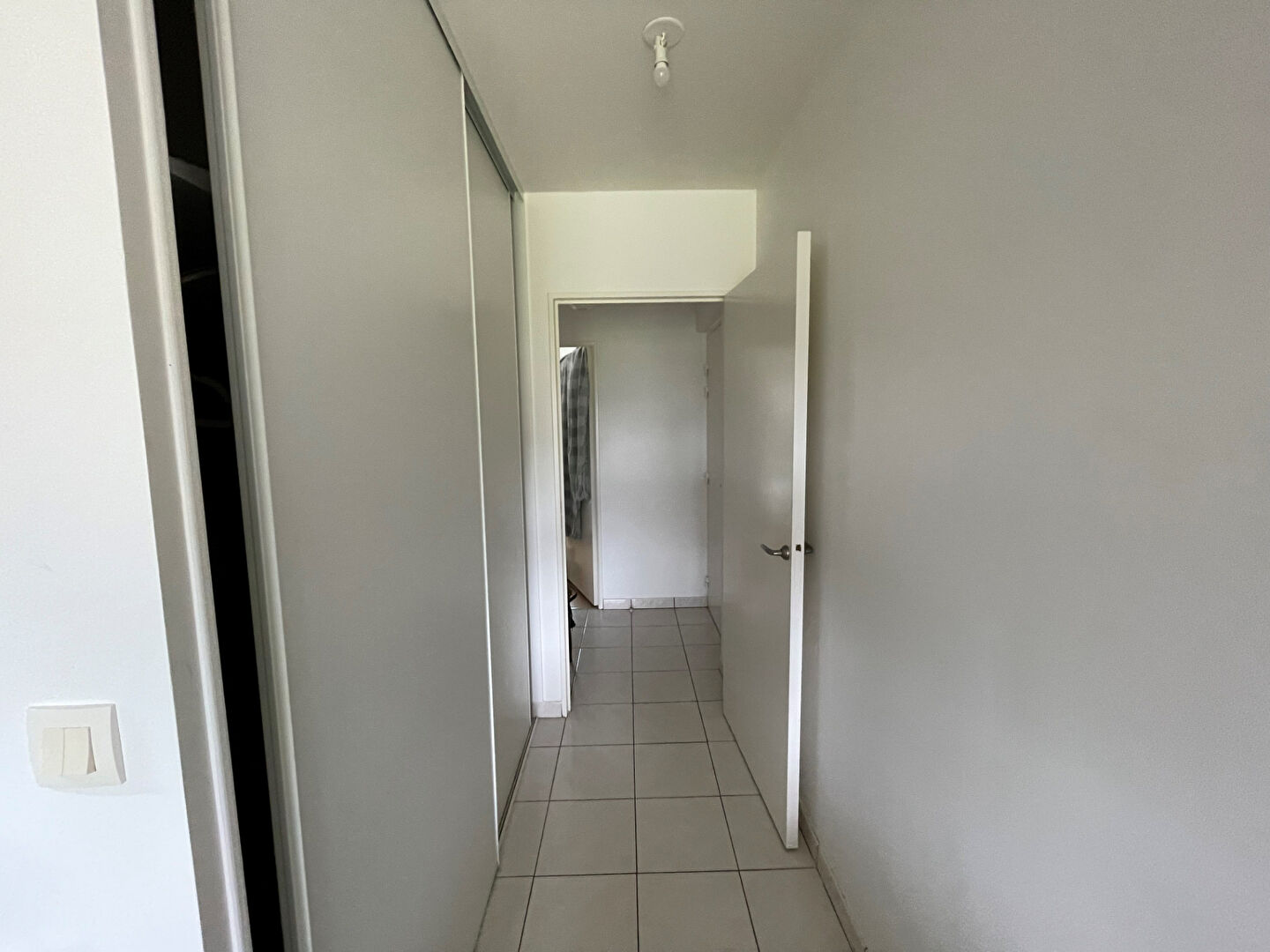 Photo A VENDRE DANS UNE RESIDENCE RECENTE T2 43.20M²  A LANNILIS AVEC LOCATAIRE EN PLACE image 6/6