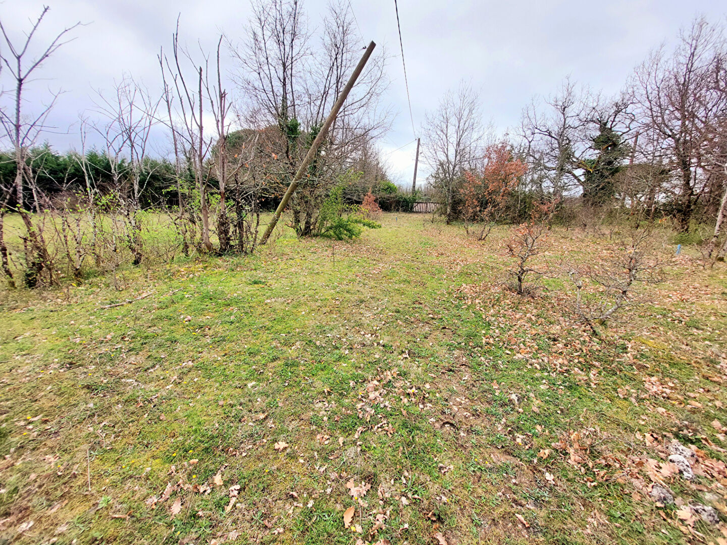 Terrain constructible secteur Monesties 1753 m2 CU ok opérationnel