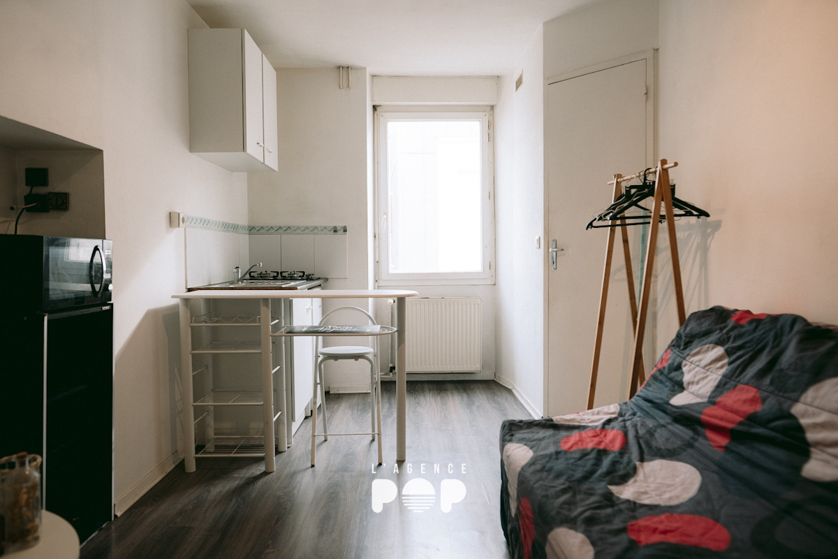 Appartement studio meublé à louer à Périgueux proche IUT