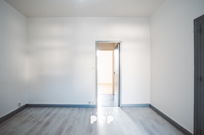 Photo Appartement T2 à louer - 37 m² - Terrasse privative - Clim réversible - Périgueux (24000) image 3/6