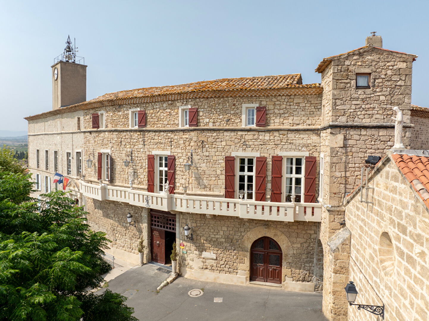 Photo Château avec vue dominante et chambres d'hôtes au coeur de l'Hérault image 2/6