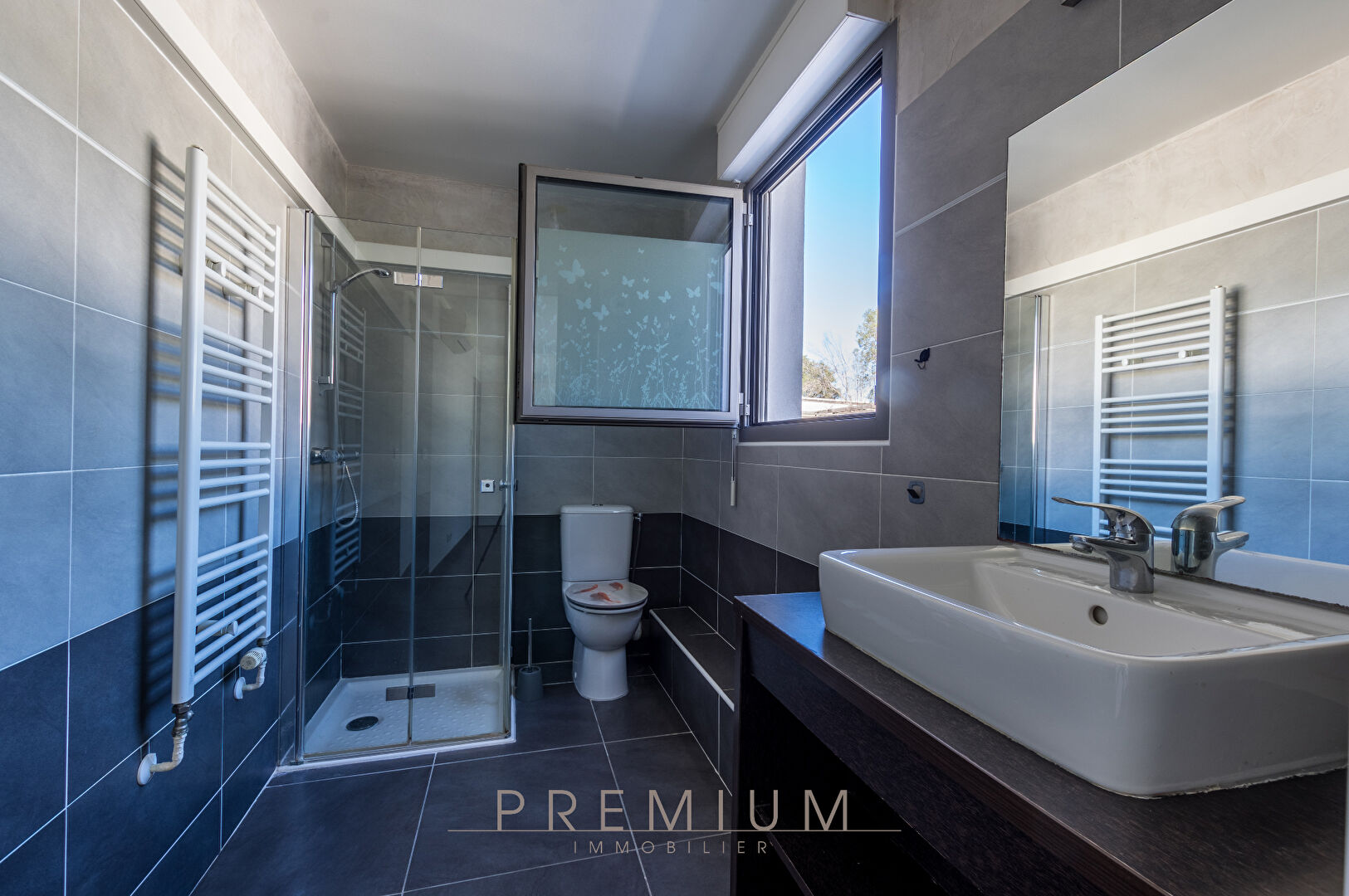 Photo Rooftop d'exception avec jardin suspendu et terrasse plein ciel image 6/6