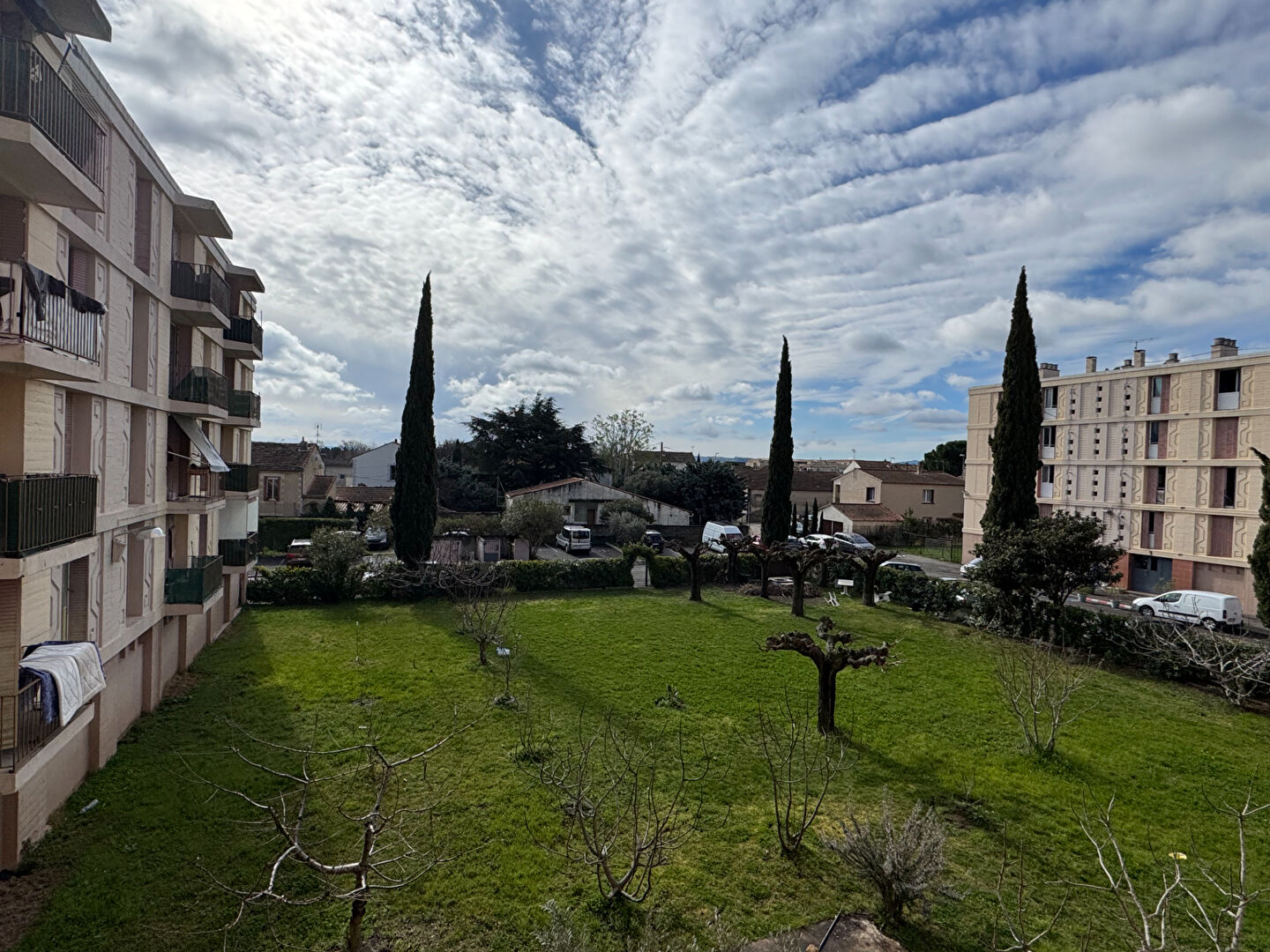 Photo Appartement Cavaillon 4 pièce(s) 68.6 m2 avec place privative image 4/6