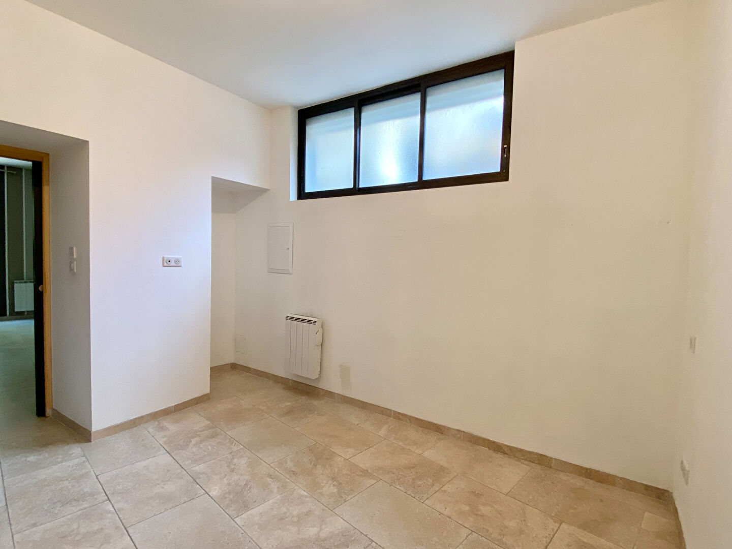 Photo Location Appartement Cavaillon 3 pièce(s) 45 m2 image 4/5