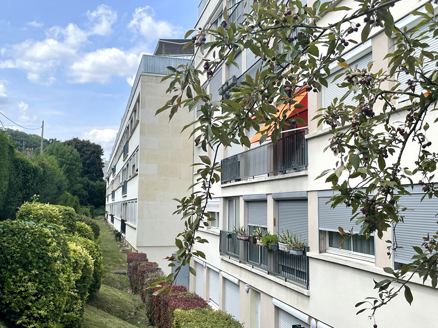 Agence immobilière de PRIO IMMOBILIER - PRIO IMMOBILIER Saint-Cyr-l'École