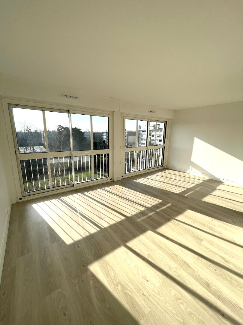 Appartement Bois D Arcy 3 pièce(s) 65 m2