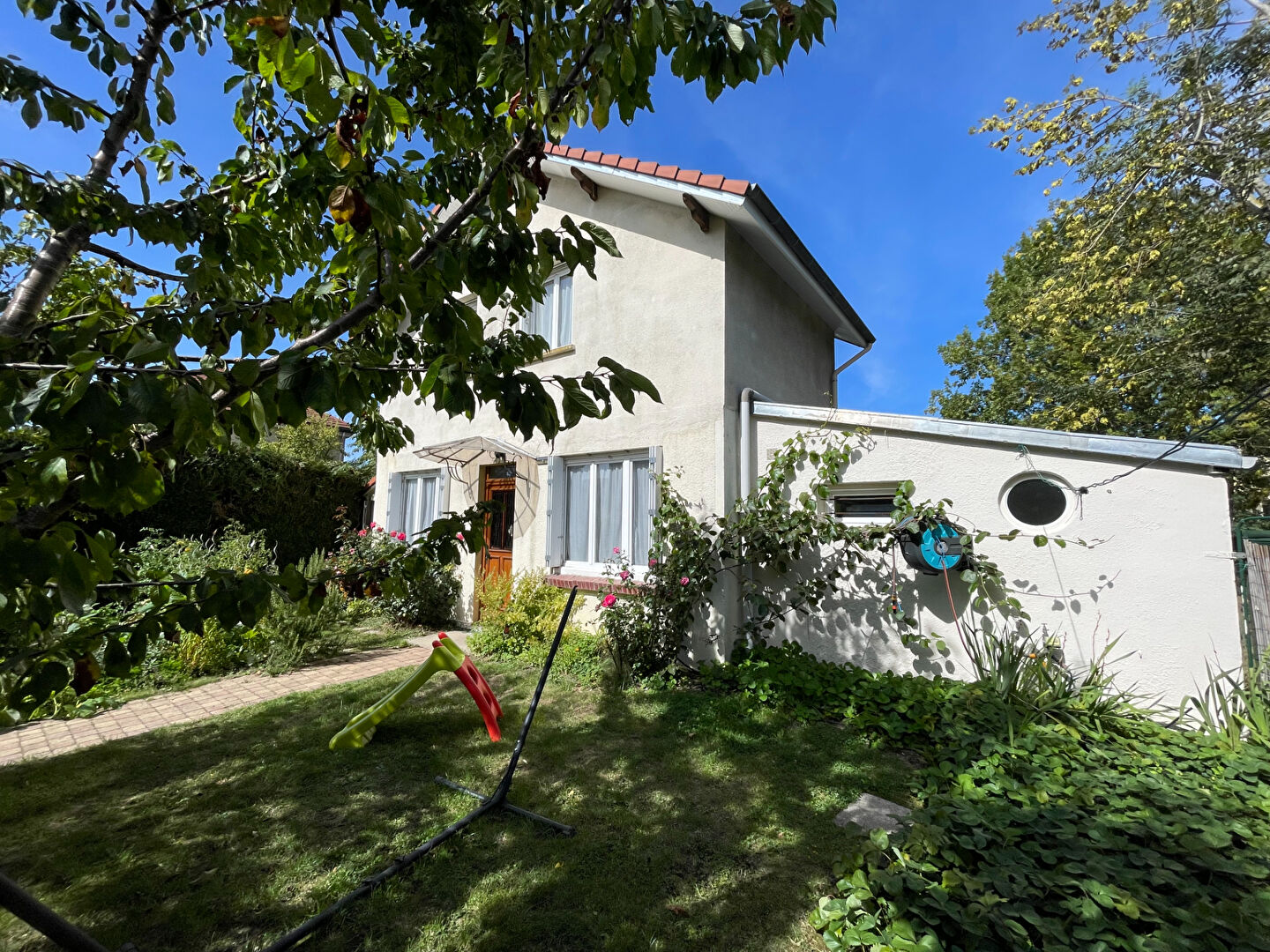 Agence immobilière de PRIO IMMOBILIER - PRIO IMMOBILIER Saint-Cyr-l'École