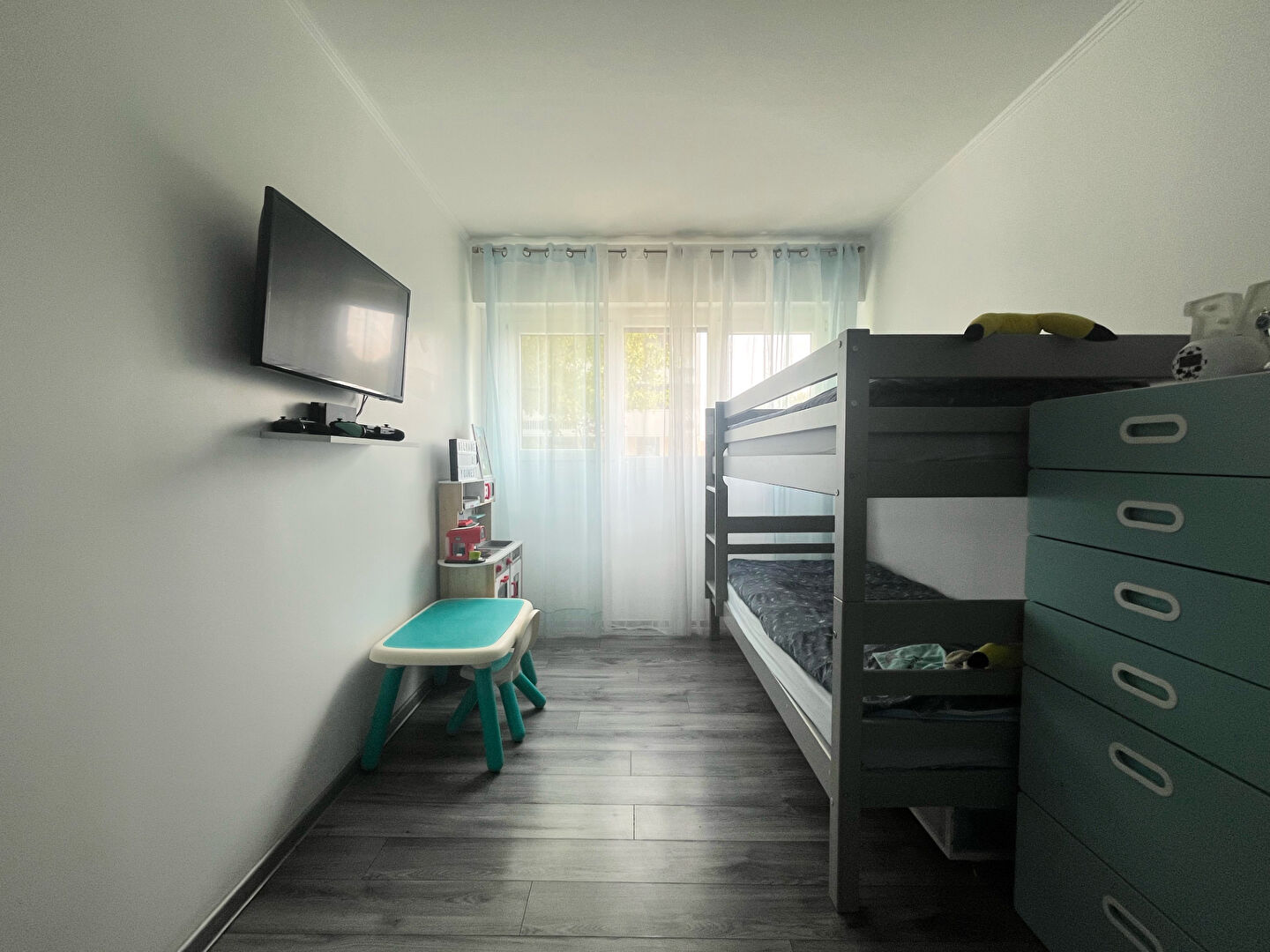 Photo APPARTEMENT 3 PIECES 2 CHAMBRES - 68 M² - SAINT CYR L'ECOLE image 6/6