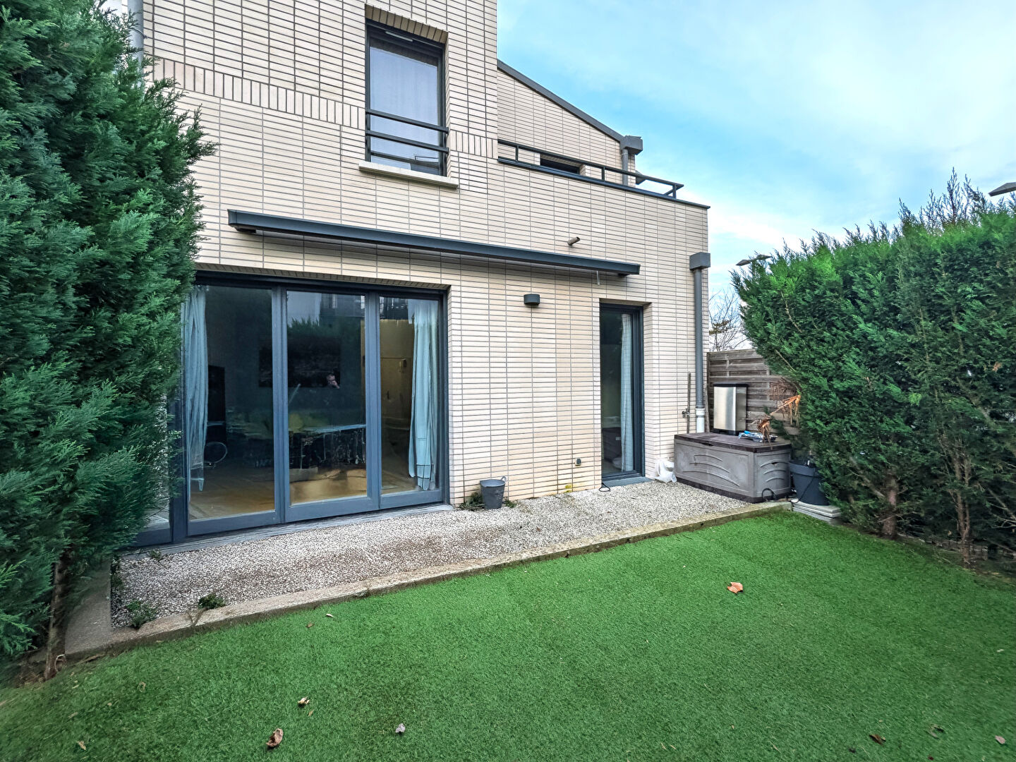 Agence immobilière de PRIO IMMOBILIER - PRIO IMMOBILIER Saint-Cyr-l'École